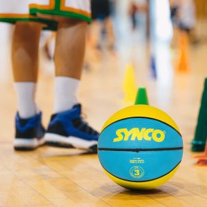 Synco Young Champ Basketball (talla 3) azul y amarillo - Imagen 5